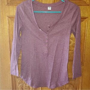 Old Navy Raspberry colored Henley long sleeved top size small.